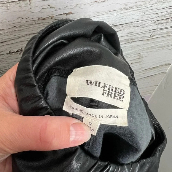 Wilfred Free Daria Pant High-waisted Vegan-leather leggings black small - Picture 9 of 10